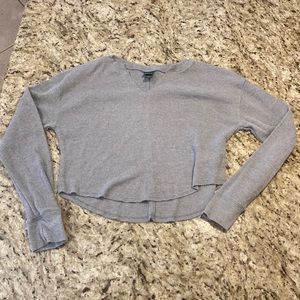 Long sleeve crop top